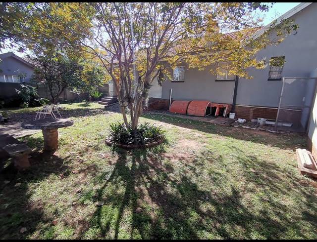 4 BEDROOM HOUSE FOR SALE IN VAALPARK